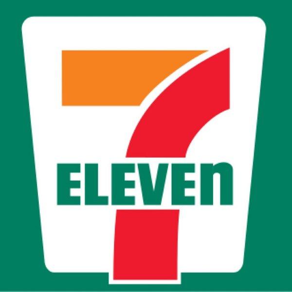 コンビニ　セブンイレブン堺下田町店（コンビニ）まで576m