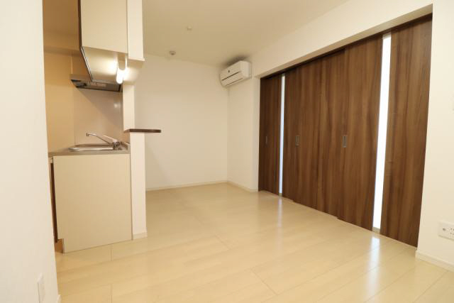 居室・リビング　写真は同マンションの別のお部屋のものです