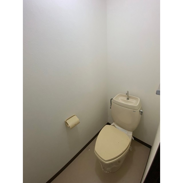 トイレ　コンパクトで使いやすいトイレです