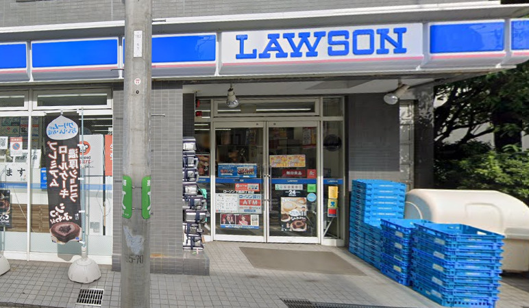 コンビニ　ローソン 下馬四丁目店（コンビニ）まで540m