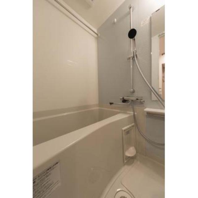 バス・シャワールーム　※写真は同タイプ住戸です。