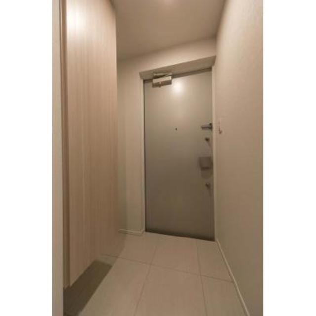 玄関　※写真は同タイプ住戸です。