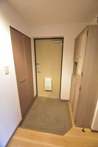 玄関　※参考写真　現状優先です。