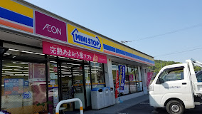 コンビニ　ミニストップ 造田宮西店（コンビニ）まで2014m
