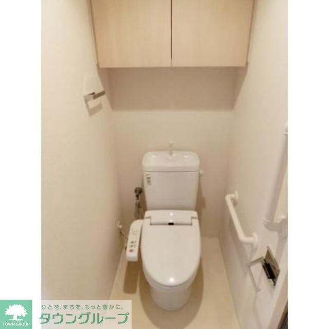トイレ　※写真は同タイプ住戸です。