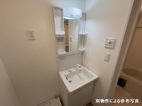 洗面設備　身支度に便利な洗面台♪