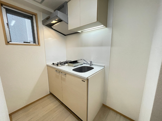 キッチン　※別部屋参考写真