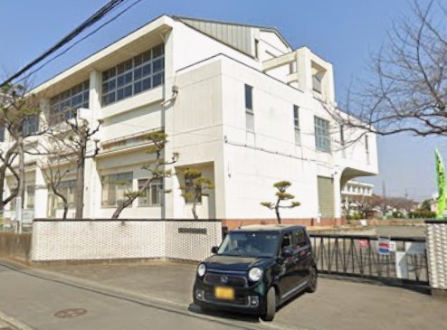 小学校　松原小学校（小学校）まで405m