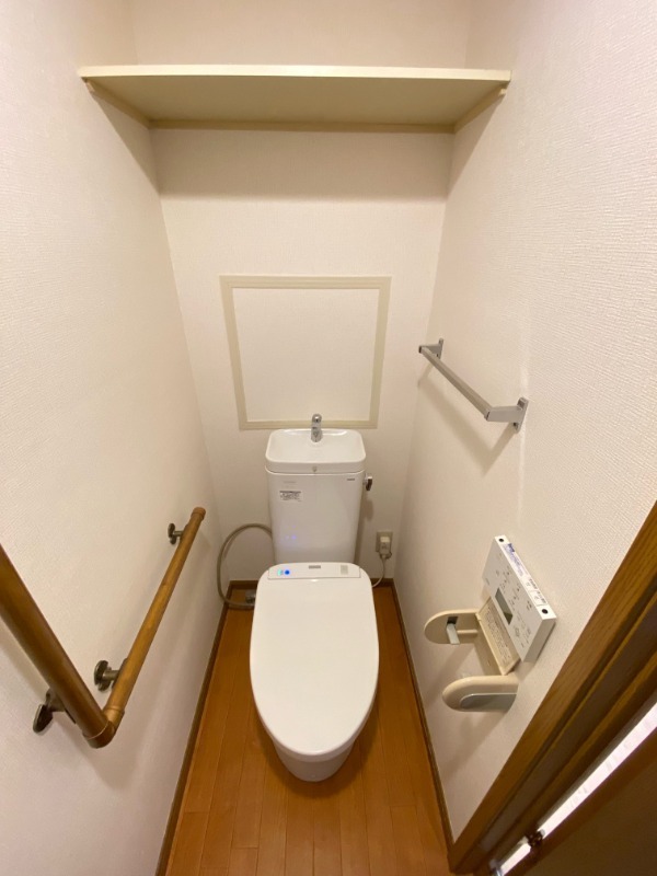 トイレ　参考写真