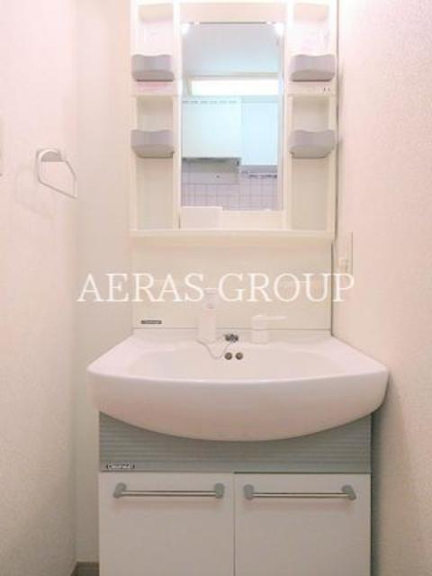 洗面設備　別部屋参考写真。