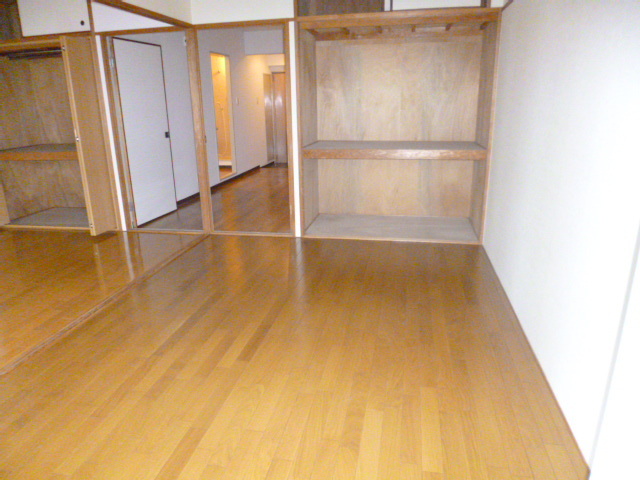その他　日当たり良好の室内です