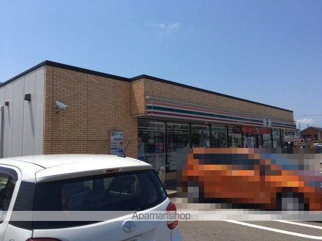 コンビニ　セブンイレブン（コンビニ）まで1685m