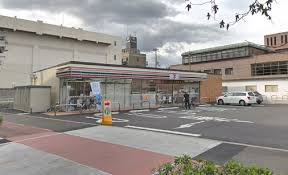 コンビニ　セブンイレブン 東住吉中野2丁目店（コンビニ）まで586m