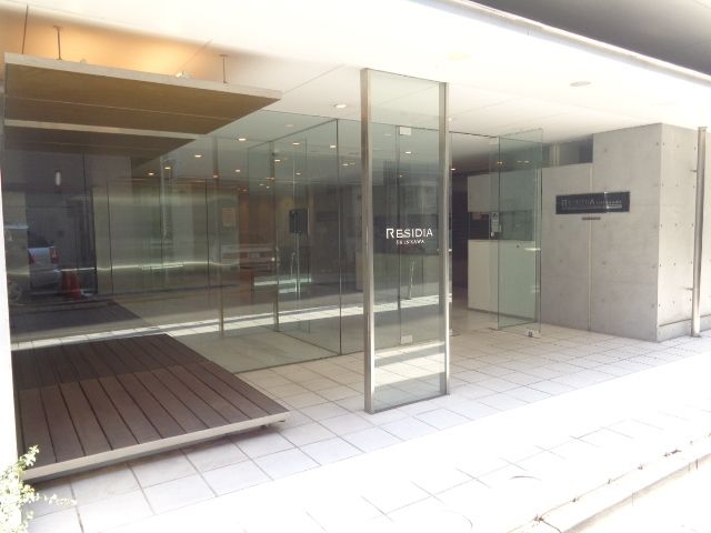 エントランス　エントランス