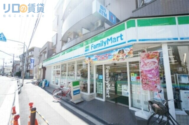 コンビニ　ファミリーマート小浦下新庄店（コンビニ）まで406m
