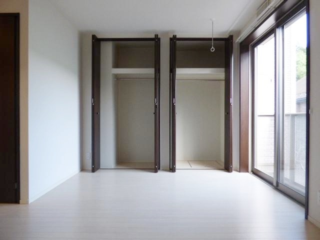 収納　大型収納2か所