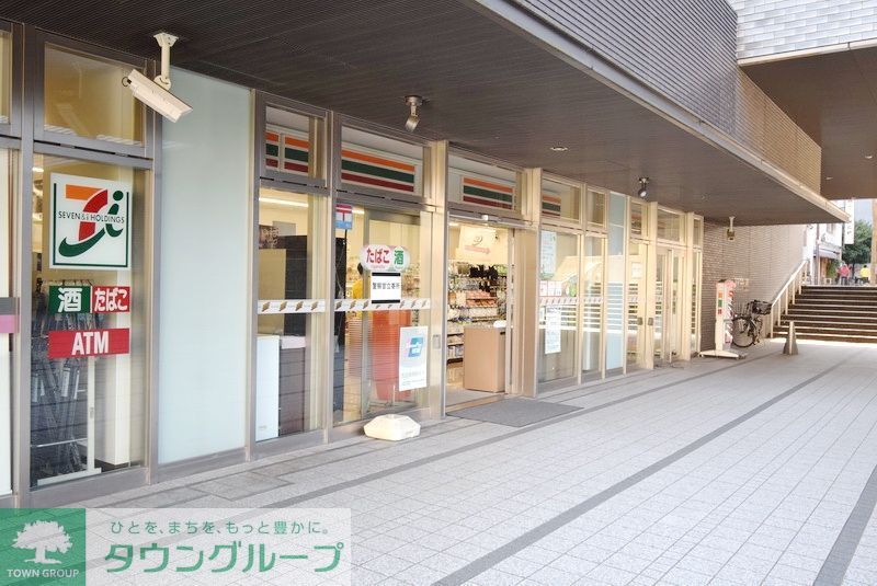 コンビニ　セブンイレブン新宿グランドプラザ店（コンビニ）まで130m