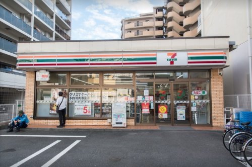 コンビニ　セブンイレブン 江東亀戸7丁目東店（コンビニ）まで296m