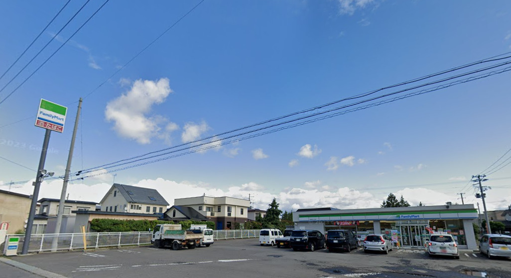 コンビニ　ファミリーマート 弘前清水三丁目店（コンビニ）まで429m