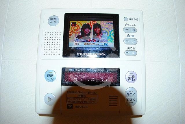 その他設備　リーガル南船場　浴室テレビ