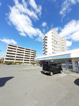 コンビニ　ローソン宇部黒石店（コンビニ）まで1000m