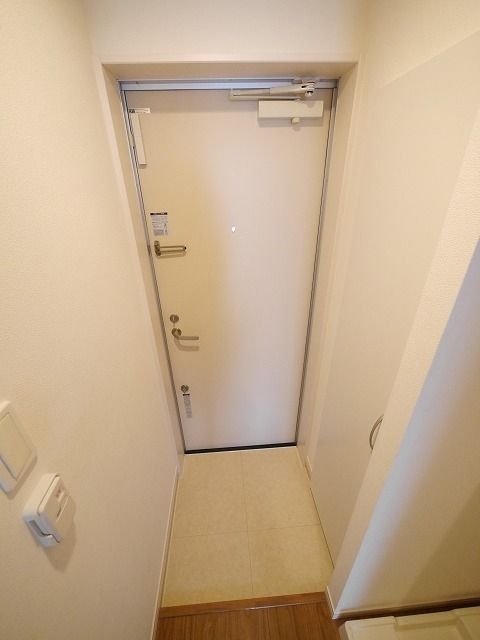 玄関　★お部屋探しは株式会社タウンハウジング東京まで★