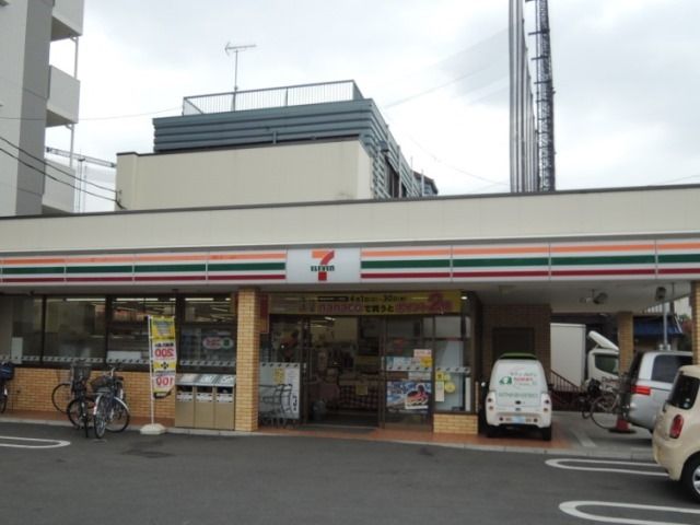 コンビニ　セブンイレブン川崎北加瀬店（コンビニ）まで540m
