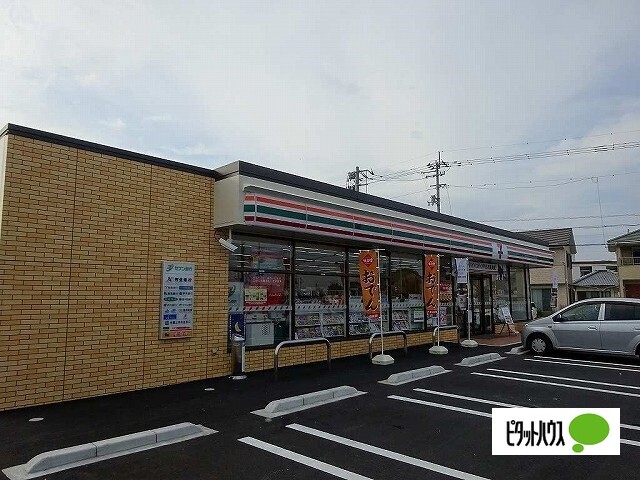 コンビニ　セブンイレブン吉野川鴨島町鴨島店（コンビニ）まで607m