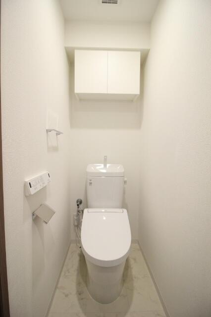 トイレ　落ち着いたトイレです