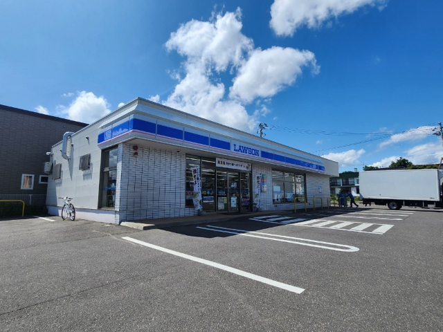 コンビニ　ローソン帯広西１２条南二丁目店（コンビニ）まで689m