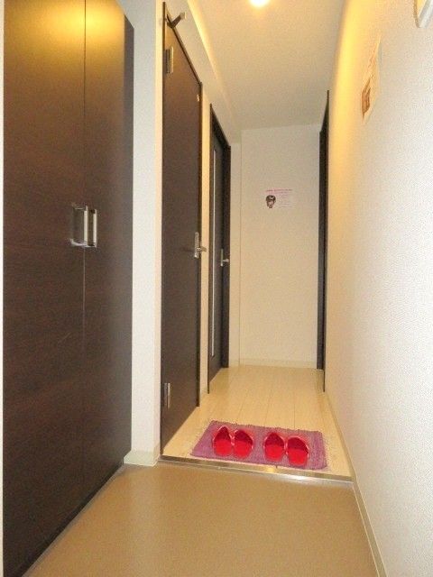 クレモナ本通の玄関写真