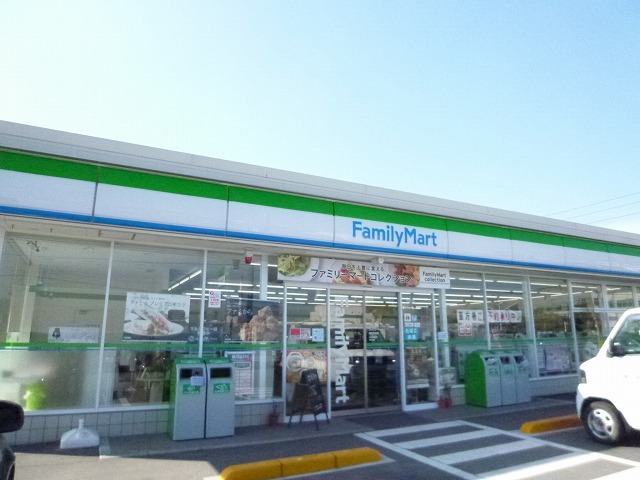 コンビニ　ファミリーマート防府新田店（コンビニ）まで600m