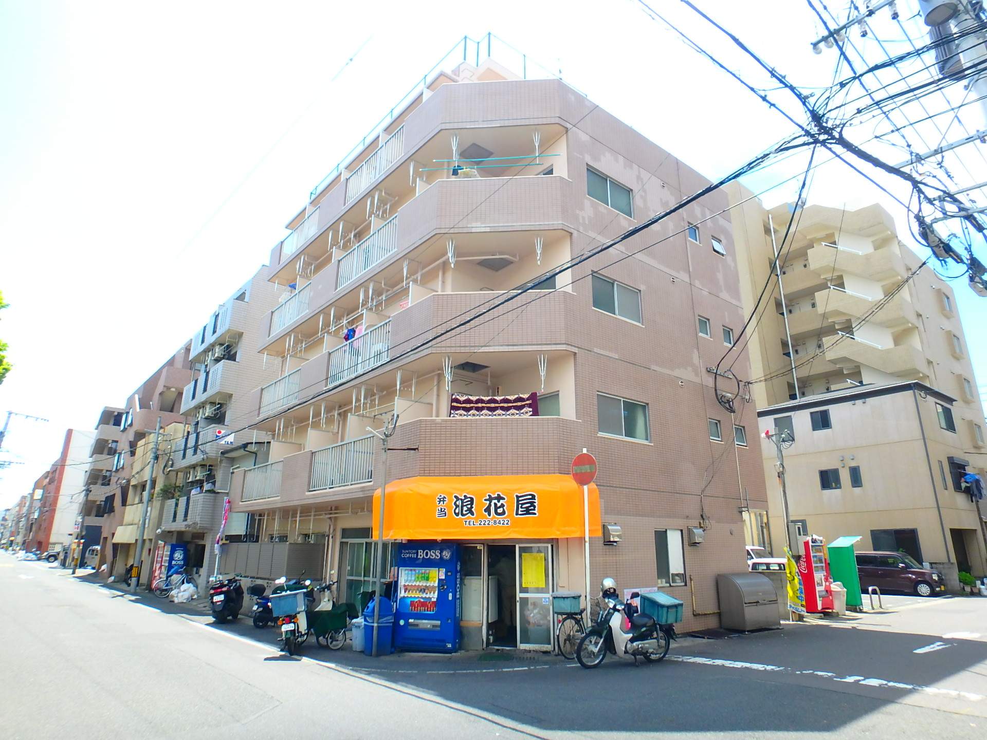 建物外観