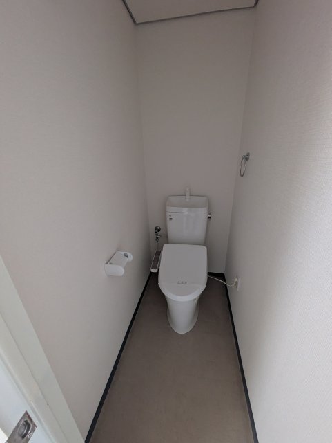 フローレンス西宮5のトイレ写真
