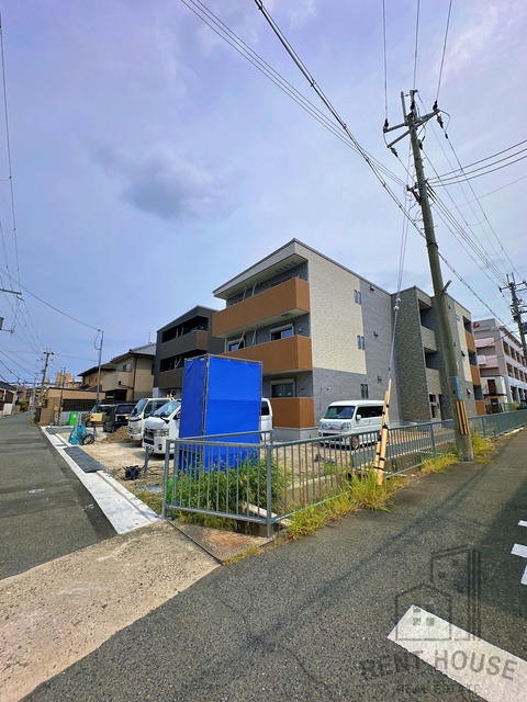 その他共有部分　外観（建設中）