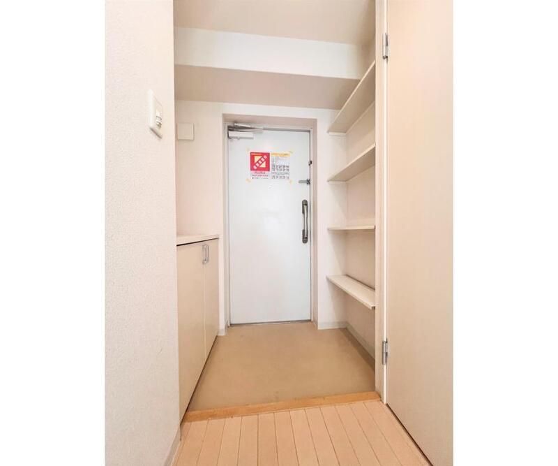 クレオキタホリエの玄関写真