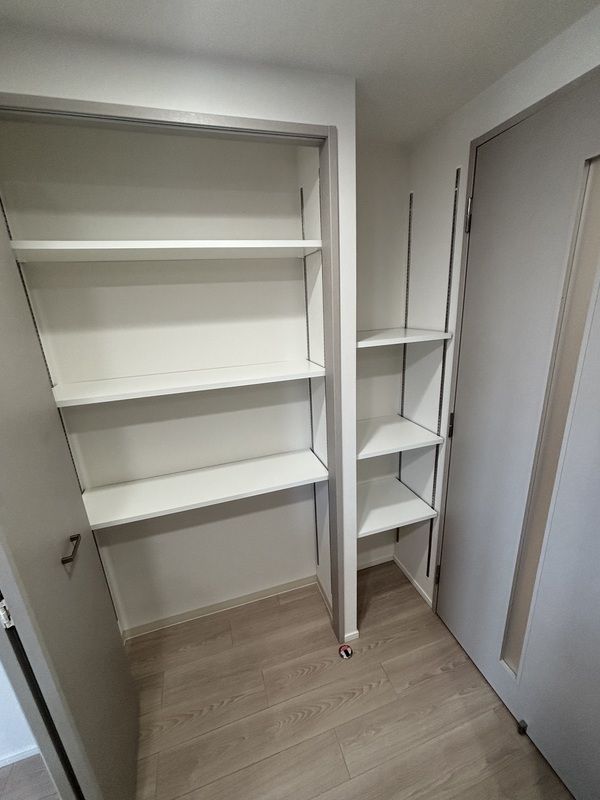 収納　別タイプ部屋　参考写真です