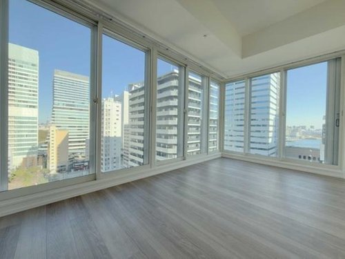 居室・リビング　※同タイプ部屋の写真です