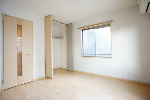 ドルフィン目黒本町の居間写真
