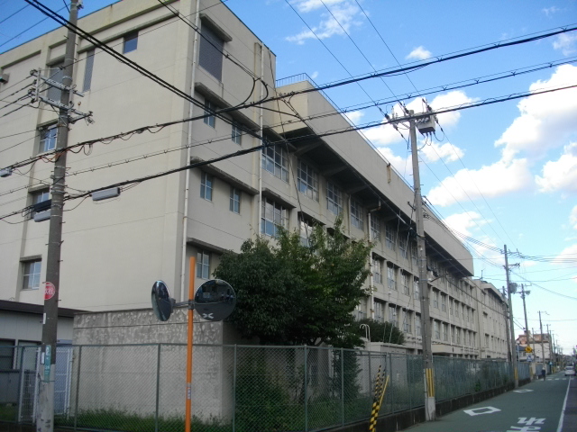 小学校　西宮市立　瓦林小学校（小学校）まで668m