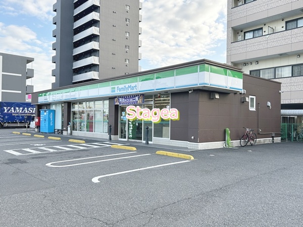 コンビニ　ファミリーマート 浦和美園駅前店（コンビニ）まで6137m