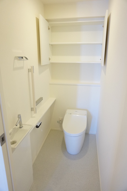 トイレ　※同間取り別部屋写真