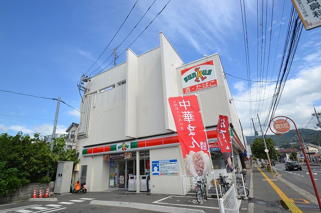 コンビニ　サンクス安芸鶴江店（コンビニ）まで215m