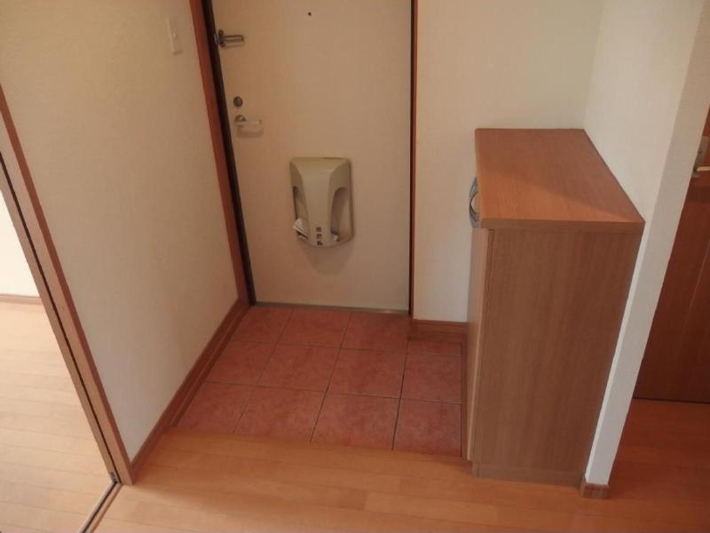 センチュリー原町の玄関写真