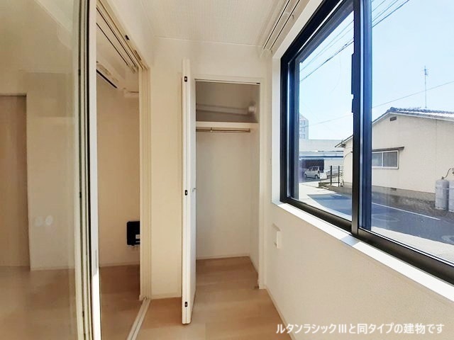 収納　クロゼット/フローリング/24時間換気