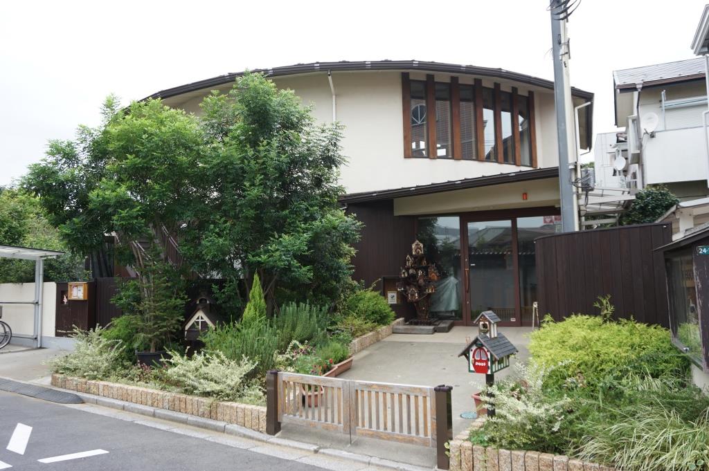 幼稚園・保育園　認定こども園母の会たねの家（幼稚園・保育園）まで445m