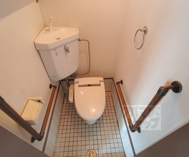 西院上今田町1貸家のトイレ写真