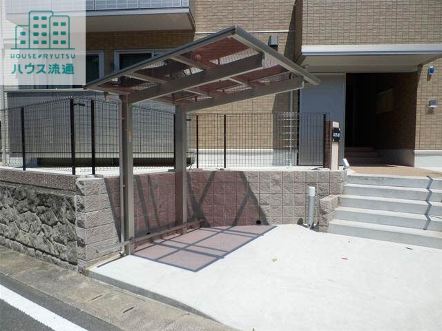 まなび野八番館の外観写真