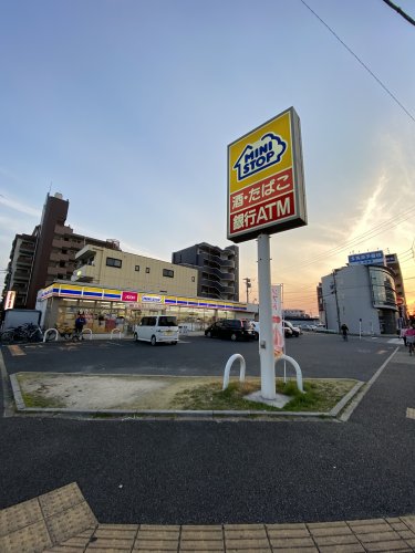 コンビニ　ミニストップ 名古屋荒子店（コンビニ）まで202m