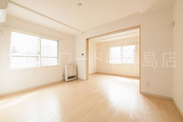 FAVORITE福住の居間写真